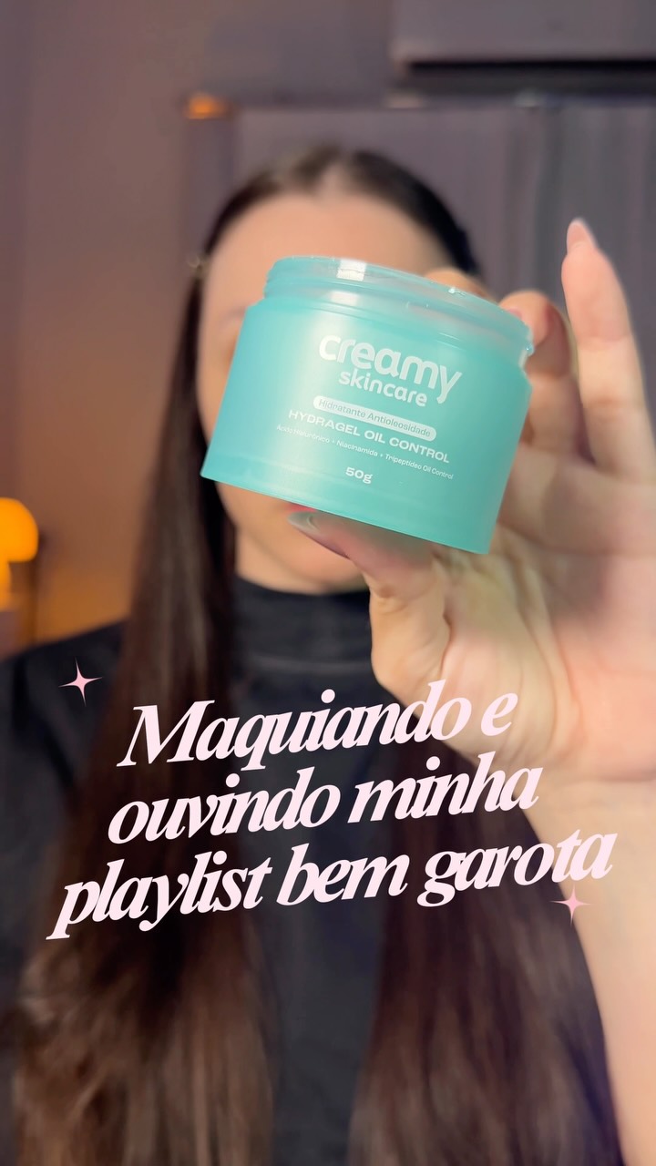 Vamos fazer a pele comigo ouvindo minhas músicas? ✨. Então bora!
 
Hidratante @creamyskincare 🏷️CMJESSICAFER...