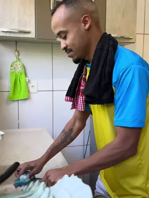 Quando ela escuta só metade da música… 😂#casaltiktok #meme #humor #brasil #fyp