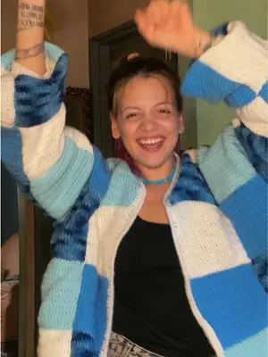 simplesmente o casaco… O CASACO!!!!🗣️💘🥰🩷🌸 te amo casaco azul #croche #cardigancroche