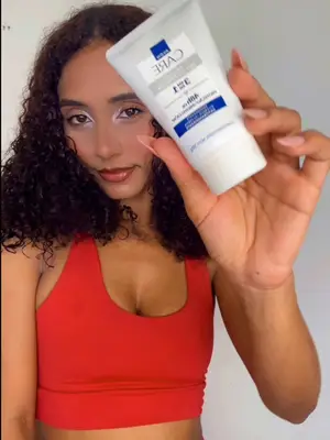 Chega de colocar a mão no pote! 😩✨ O desodorante em creme Avon Care agora tem aplicação em bisnaga, muito mai...