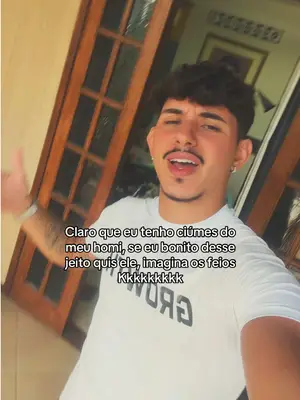 ta cheio de fei por ai rs #memestiktok #foryoupage #fyp