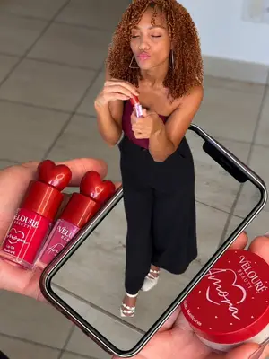 #publi  • Make com @Velouré Beauty 💄 Pó solto n° 06 + misturinha Lip tint com lip Oil ❤️‍🔥 #makeup #...