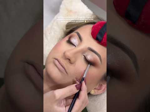 Maquiando cliente 💗  #makeup #makeuptutorial #beauty #maquiagem #maquiandocliente